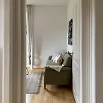Ni Fravi Apartments, West *