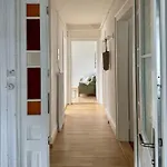 Ni Fravi Apartments, West *