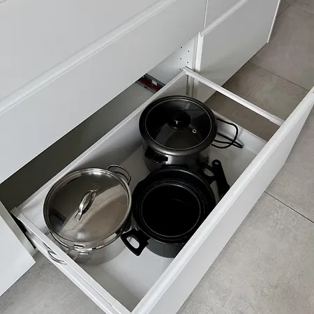 Ni Fravi Apartments, West Апартаменты