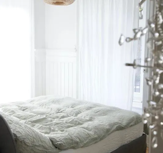 Ni Fravi Apartments, West דירה *