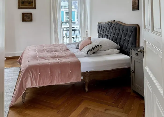 דירה Ni Fravi Apartments, West *