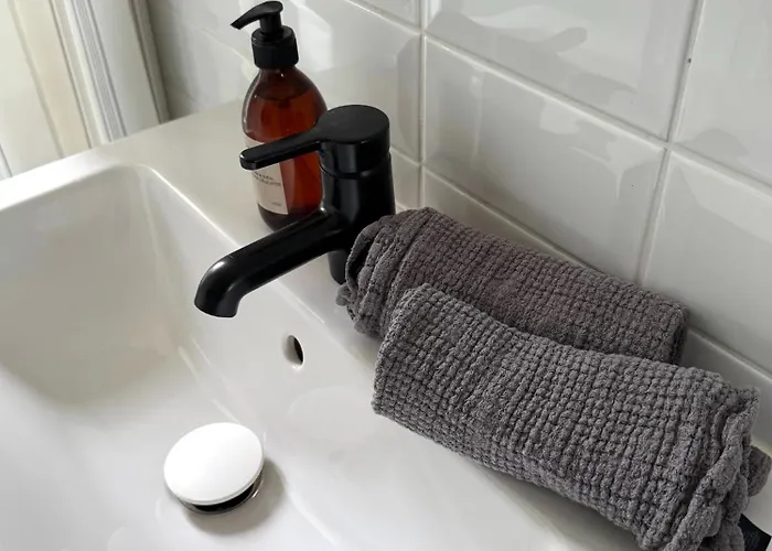 Ni Fravi Apartments, West Appartement