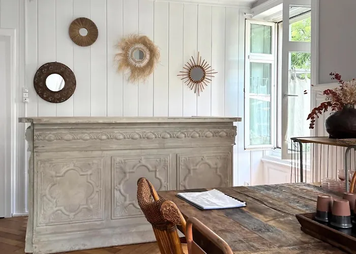 Ni Fravi Apartments, West Appartement